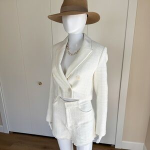 Zara White Textured Women's Crop Blazer and Shorts Set with fringe